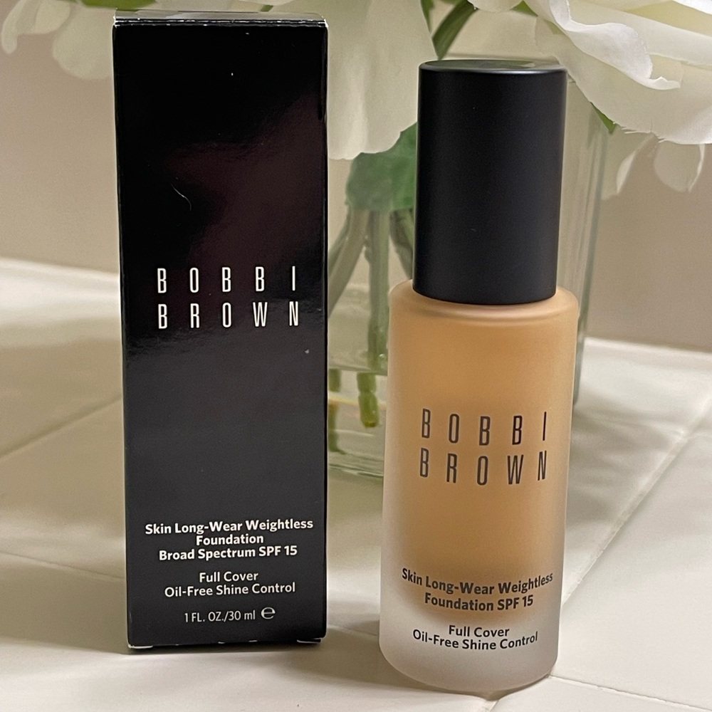 NEW! Bobbi Brown Skin Long-Wear Weightless Foundation (Cool Natural C-056)